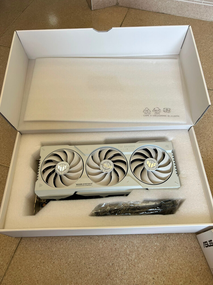 4070 تي اي سوبر  - 12