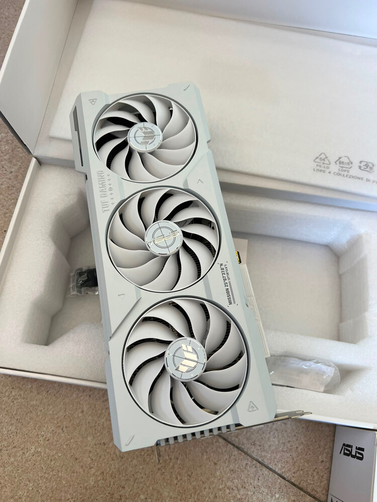 4070 تي اي سوبر  - 1