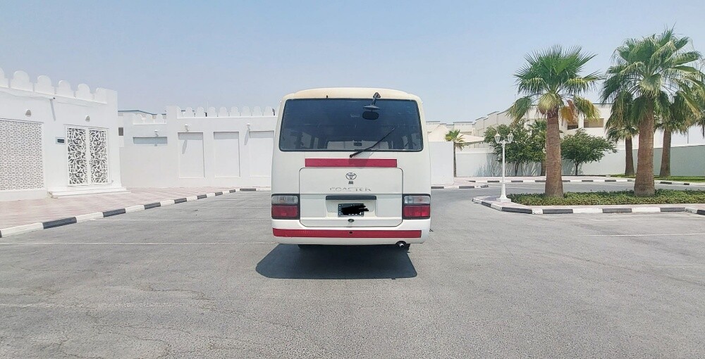 Toyota Coaster - 4