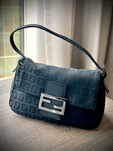 Original Fendi mini baguette black - 1
