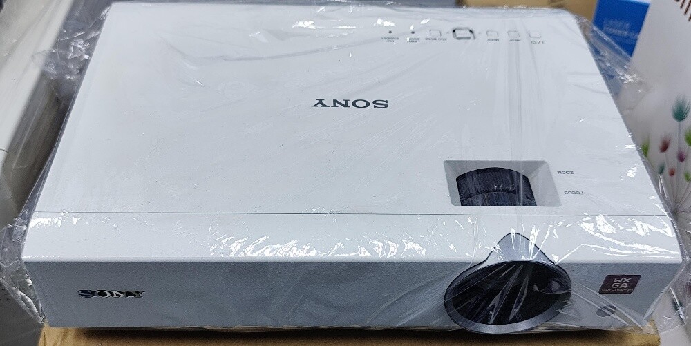 Sony Projector VPL-DW120 - 2