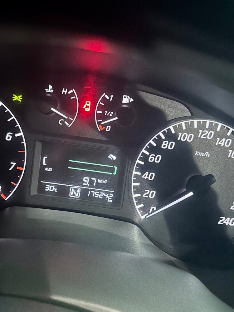 NISSAN SENTRA 2014 CVT 1.6 SEDAN - 5