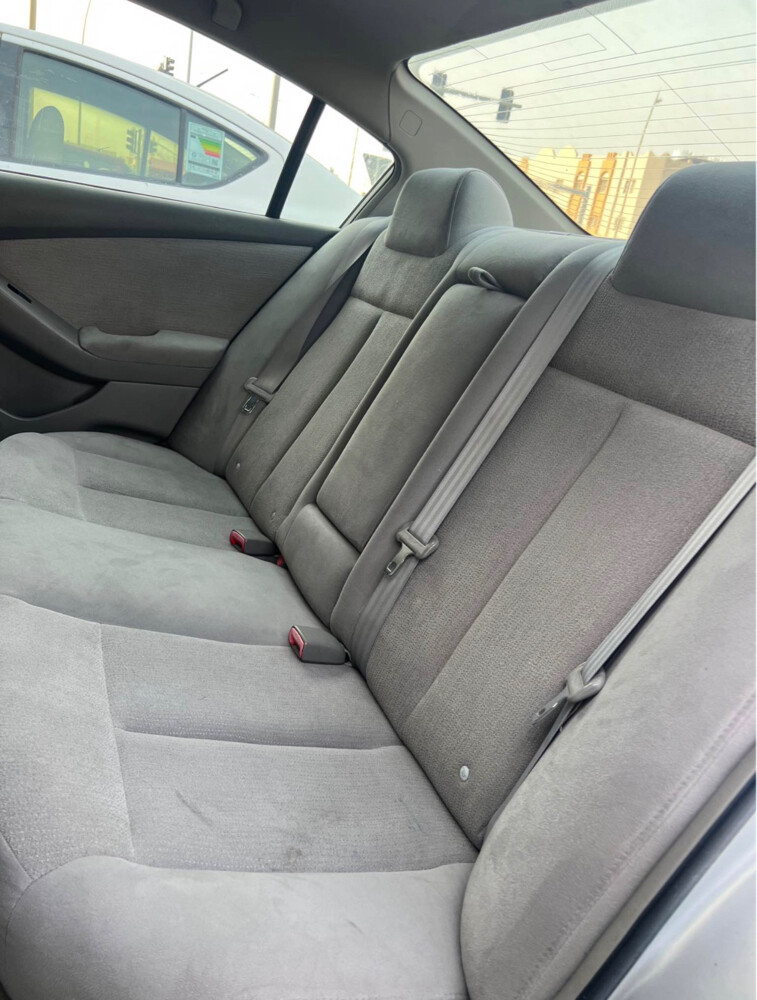 2010 Nissan Altima - 5