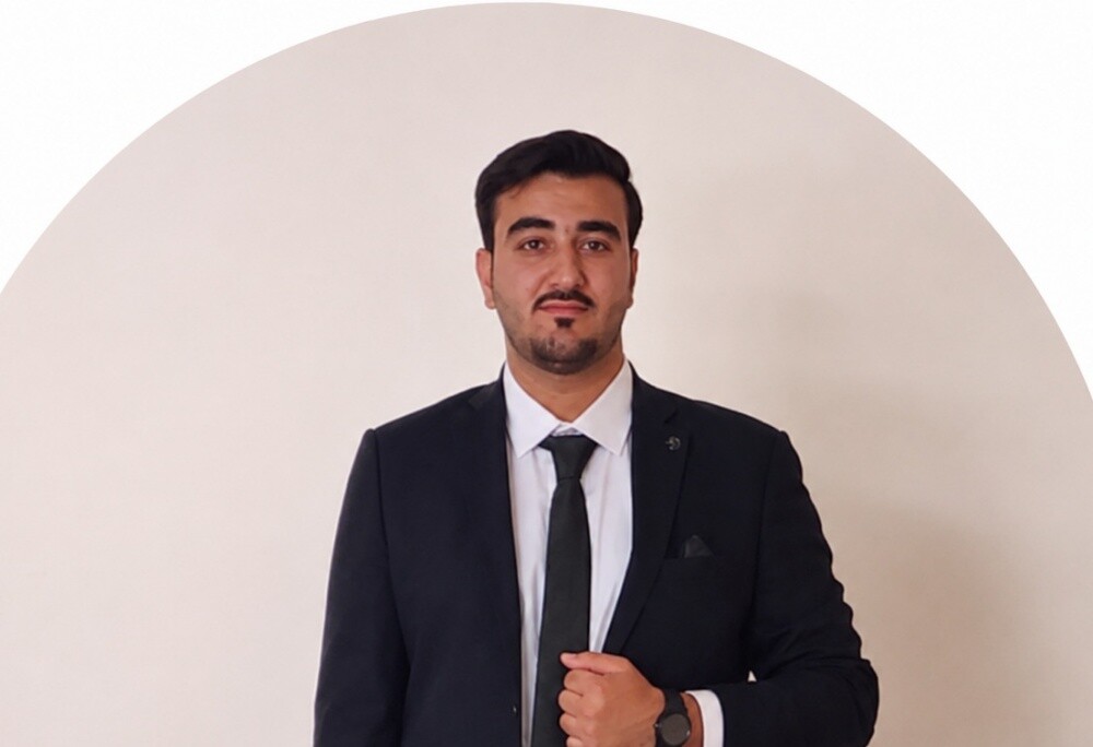 عمر خليل | مهندس الذكاء الاصطناعي - 1