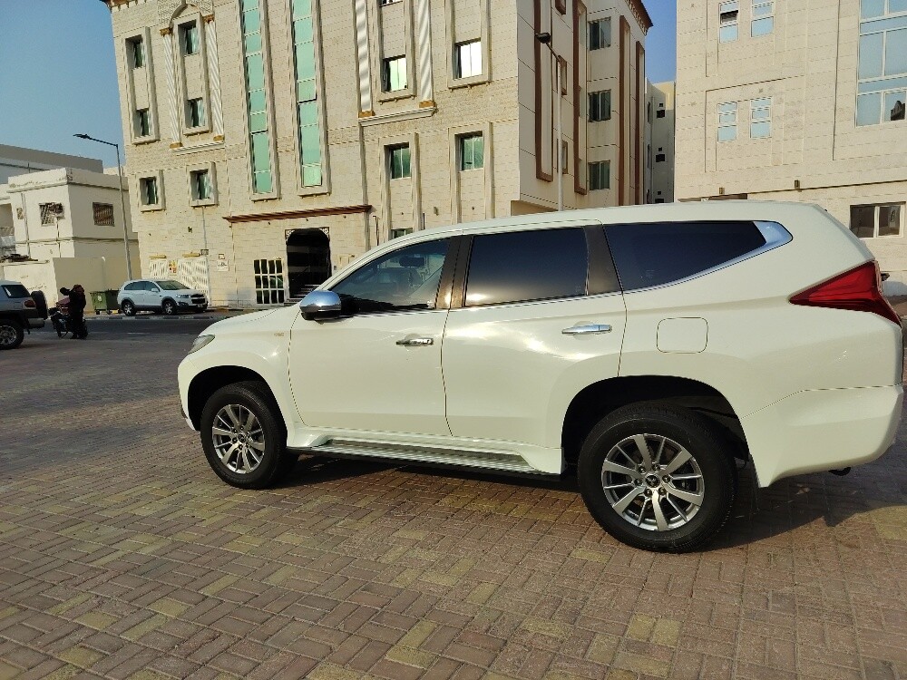 Montero Sport 2019 (Mid OPTION) - 2