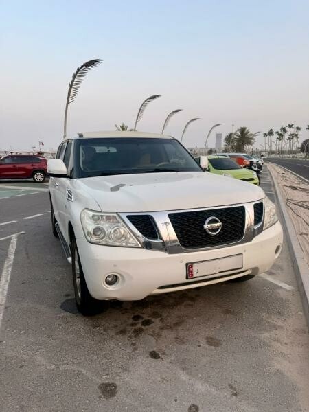 NISSAN PATROL SE 2013 267K KM QR40K - 1