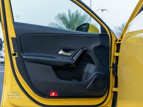 Mercedes Benz A200 - 4