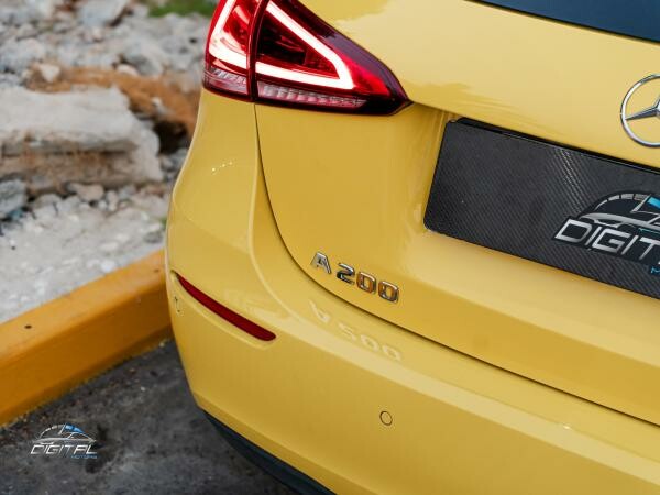 Mercedes Benz A200 - 11