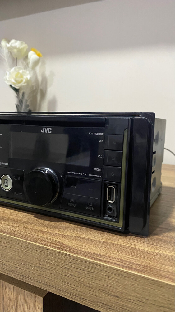 JVC  - 2