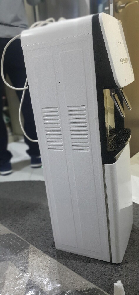 Water Dispenser - 2