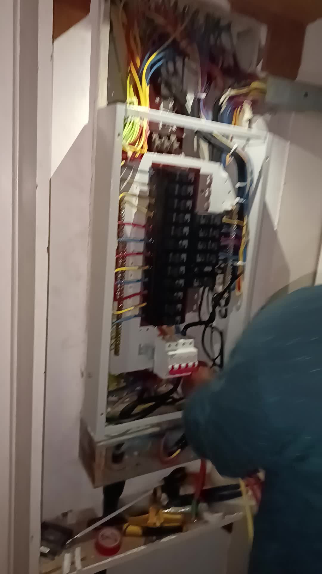 PLAMBING ELECTRIC PAINGTING GYPSU - 28