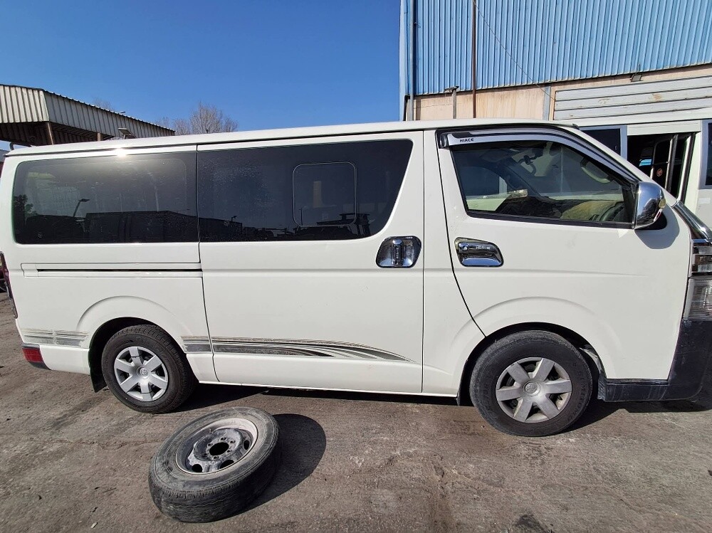 Toyota hiace buses for rent - 7