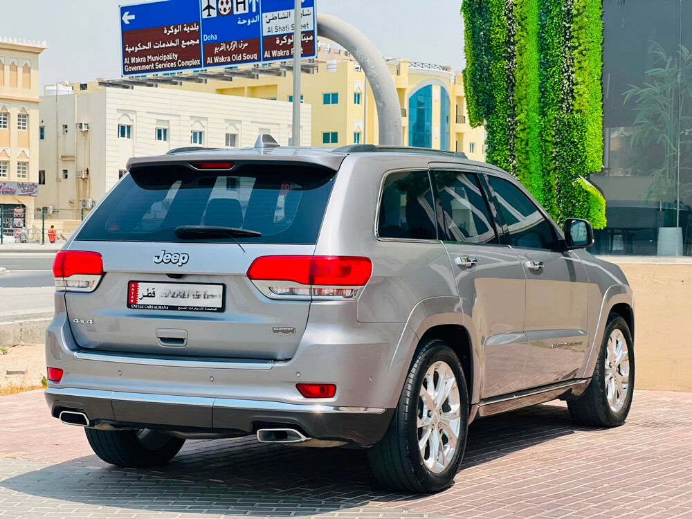 JEEP GRAND CHEROKEE SUMMIT 2021  - 11