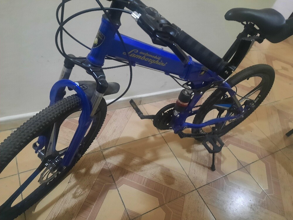 Lamborghini bicycle new condition - 4