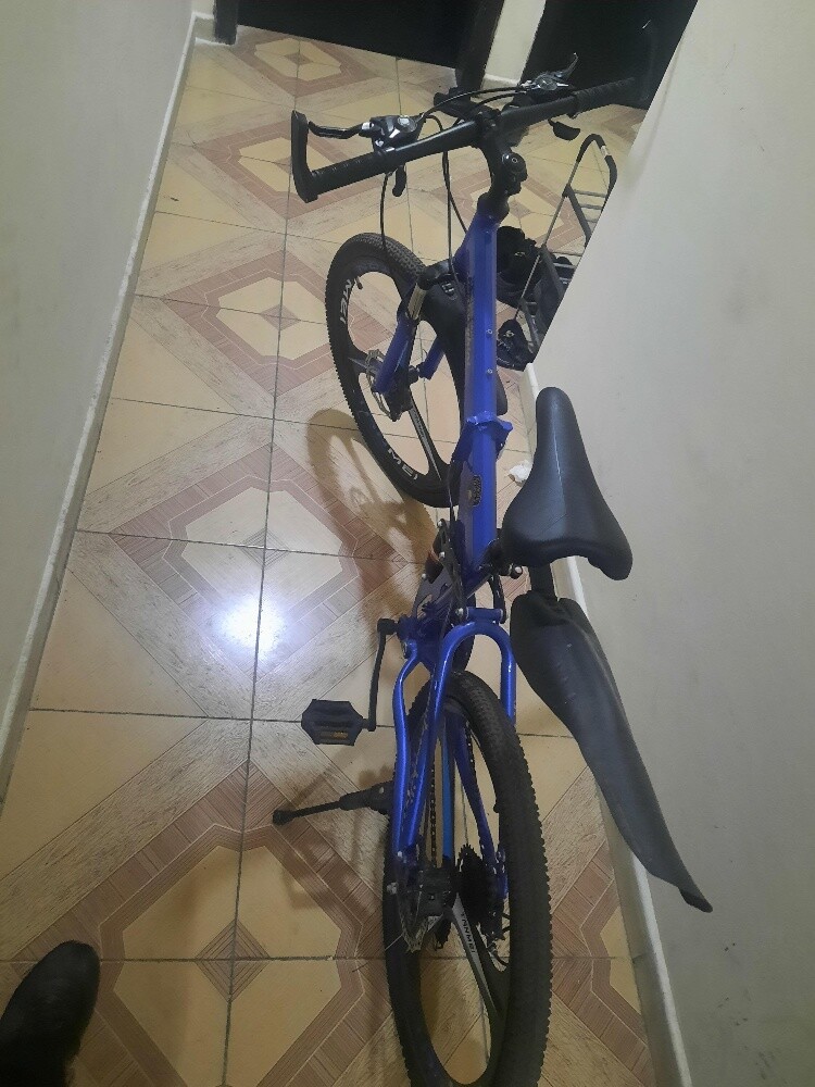 Lamborghini bicycle new condition - 3
