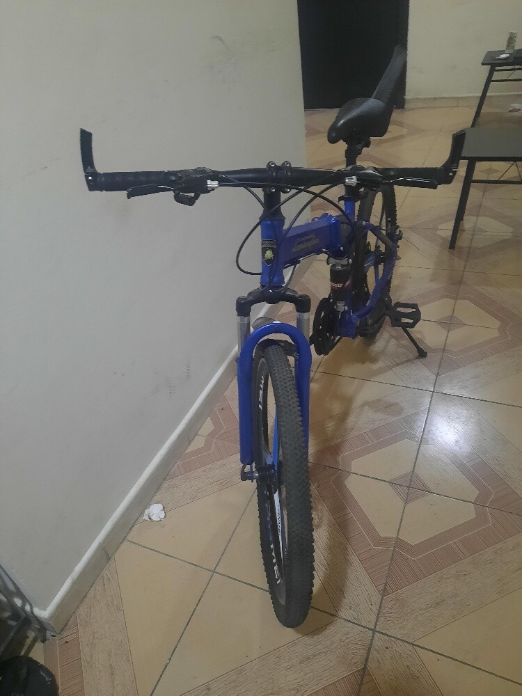 Lamborghini bicycle new condition - 6