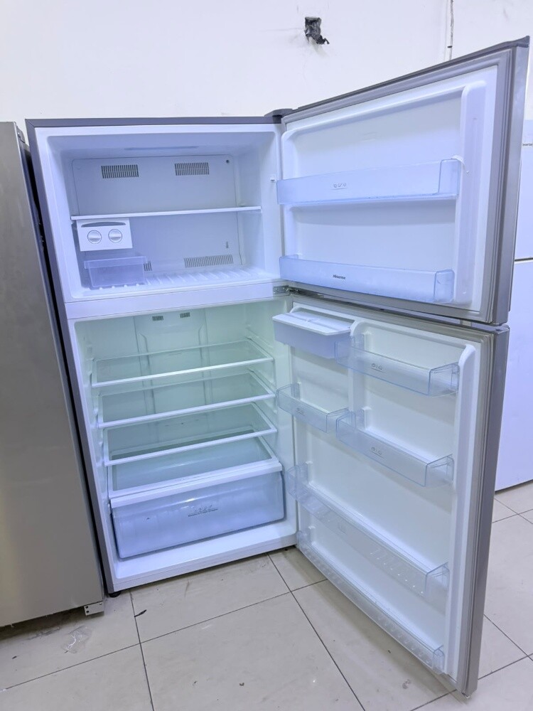 Hisense fridge for sale like new - 4