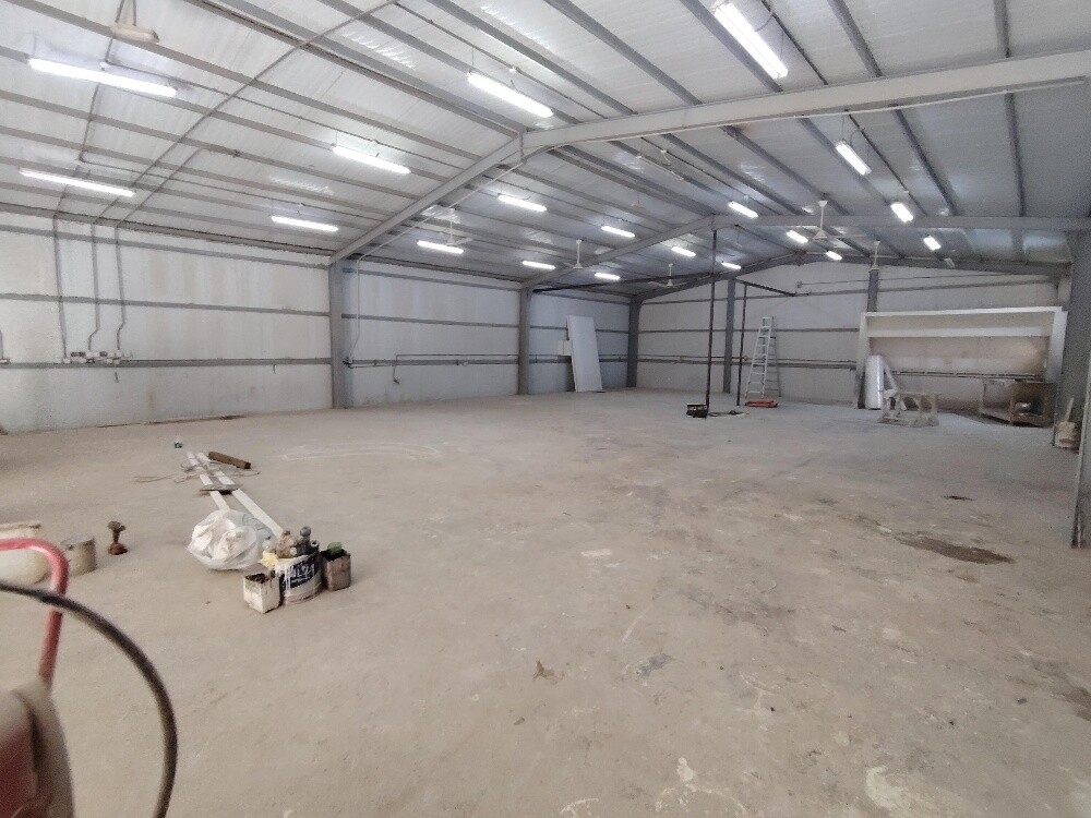 Steel Workshop in Industrial Area - 8
