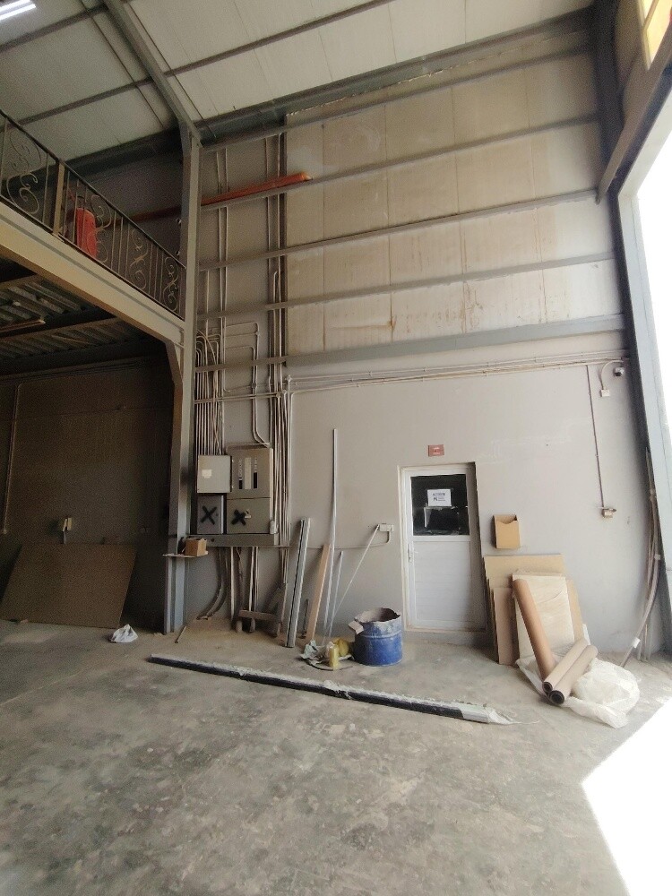 Steel Workshop in Industrial Area - 3