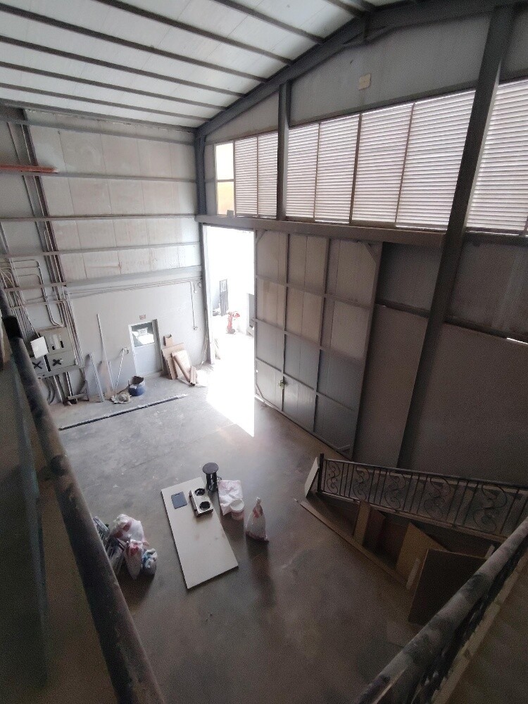 Steel Workshop in Industrial Area - 5