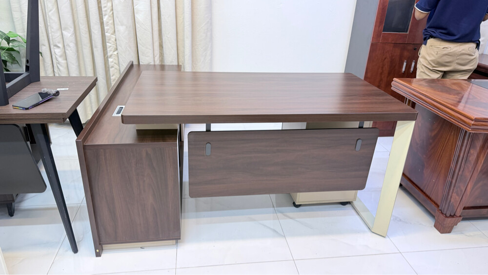 Office maneger Desks - 5