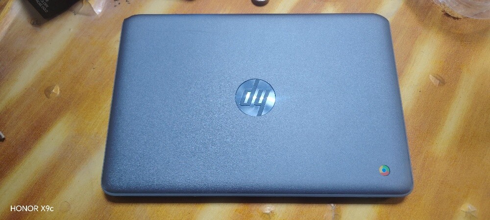 HP Chromebook - 6