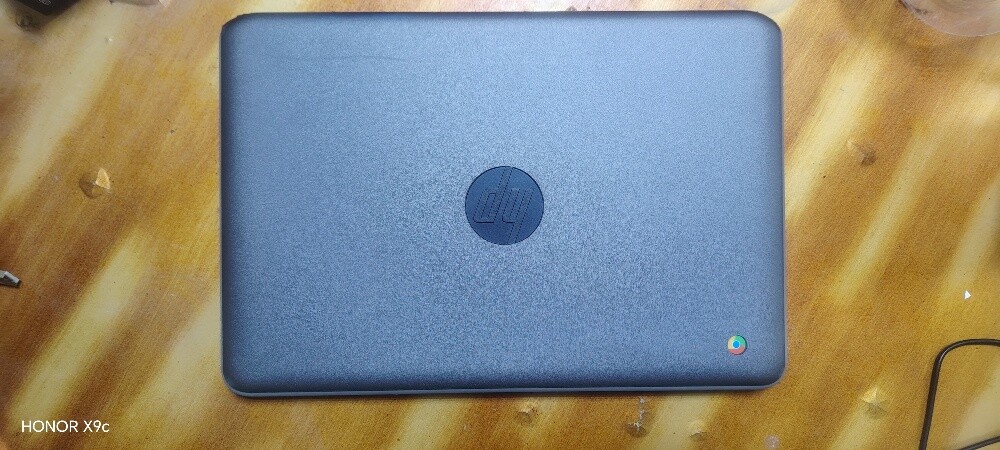 HP Chromebook - 5