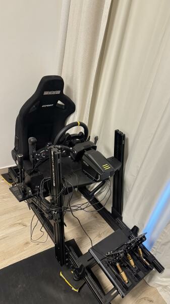 Sim Racing (Full Setup) - 1
