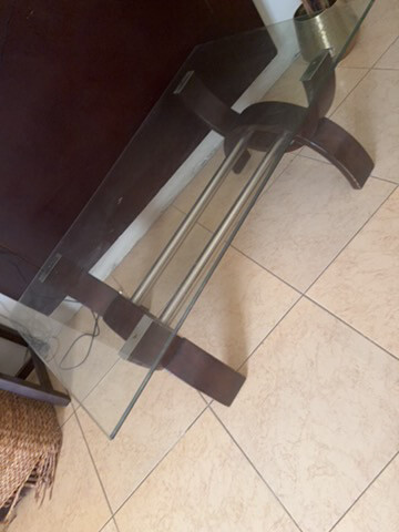 coffee table very good condition  - 3