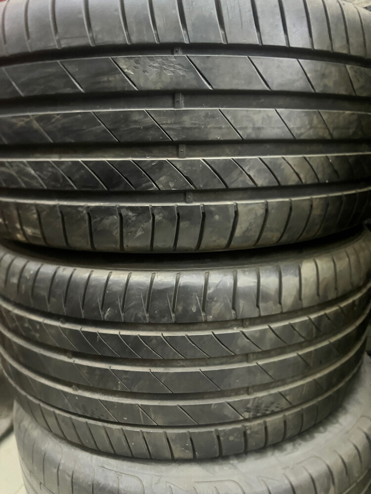 BMW 20 size original wheel. - 2