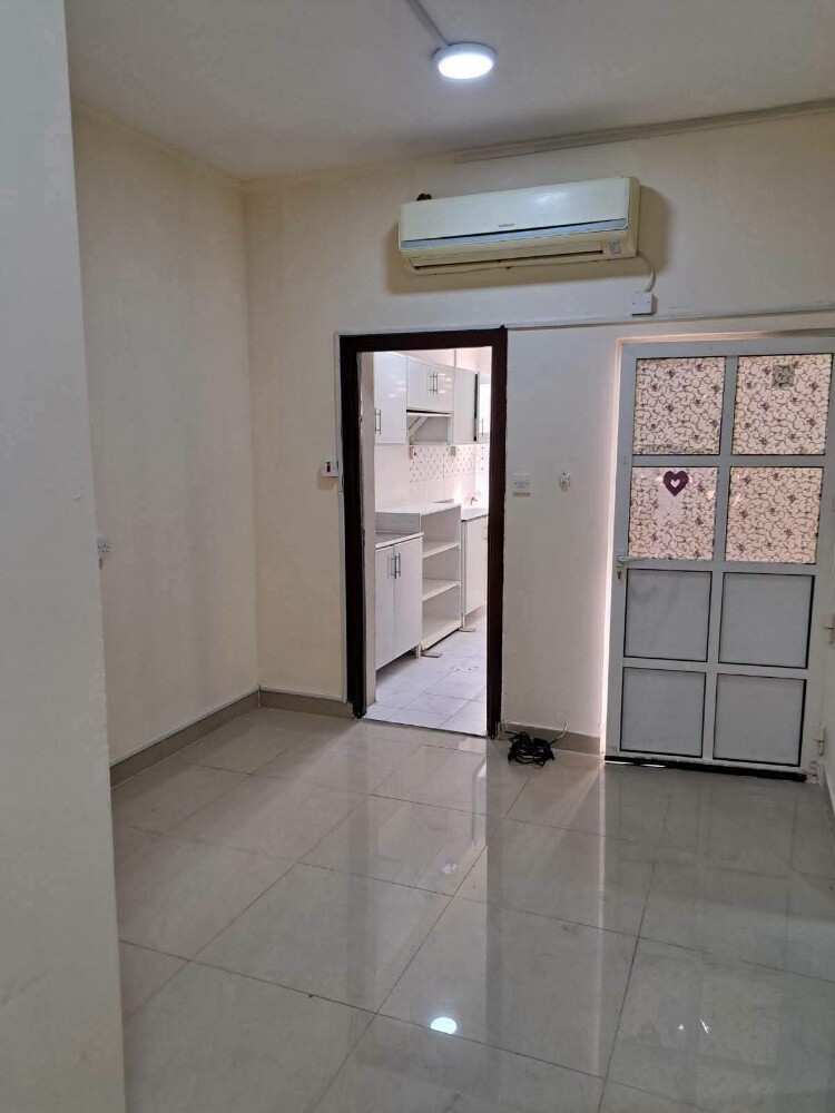 Apartment for rent in Al-Aziziyah - 4