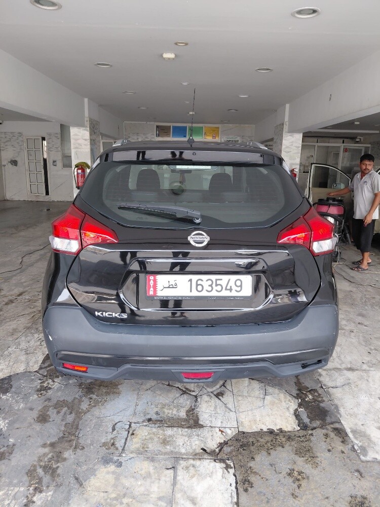 Nissan - 3