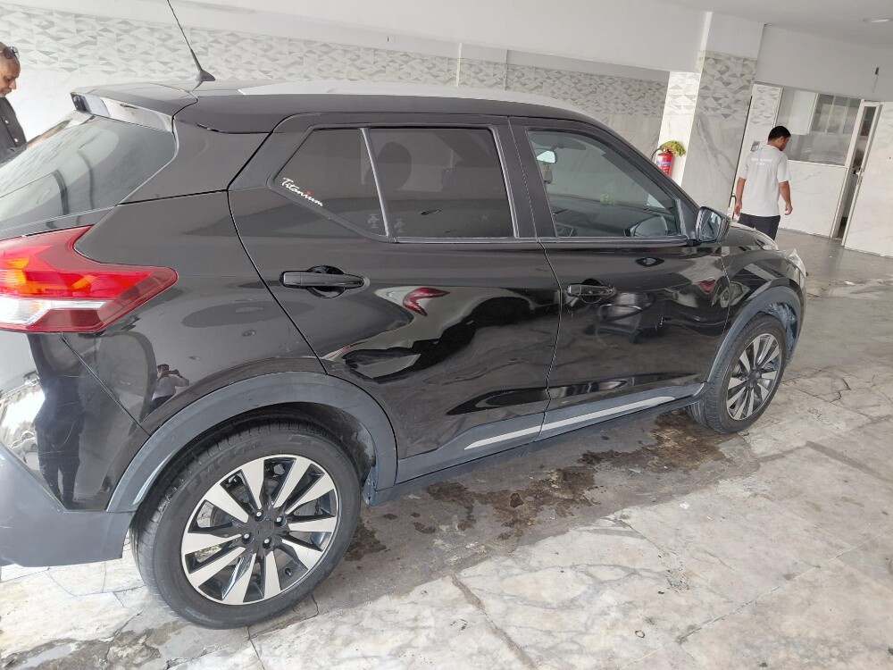 Nissan - 4