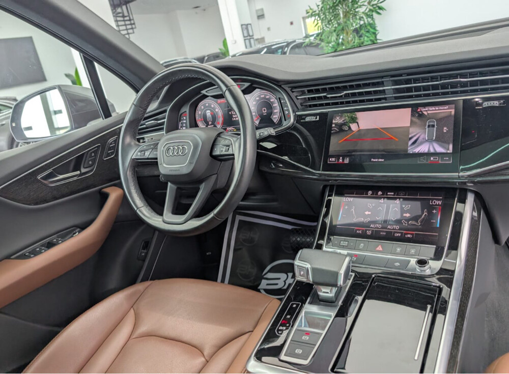 2021 Audi Q7 45TFSi Sline - 11