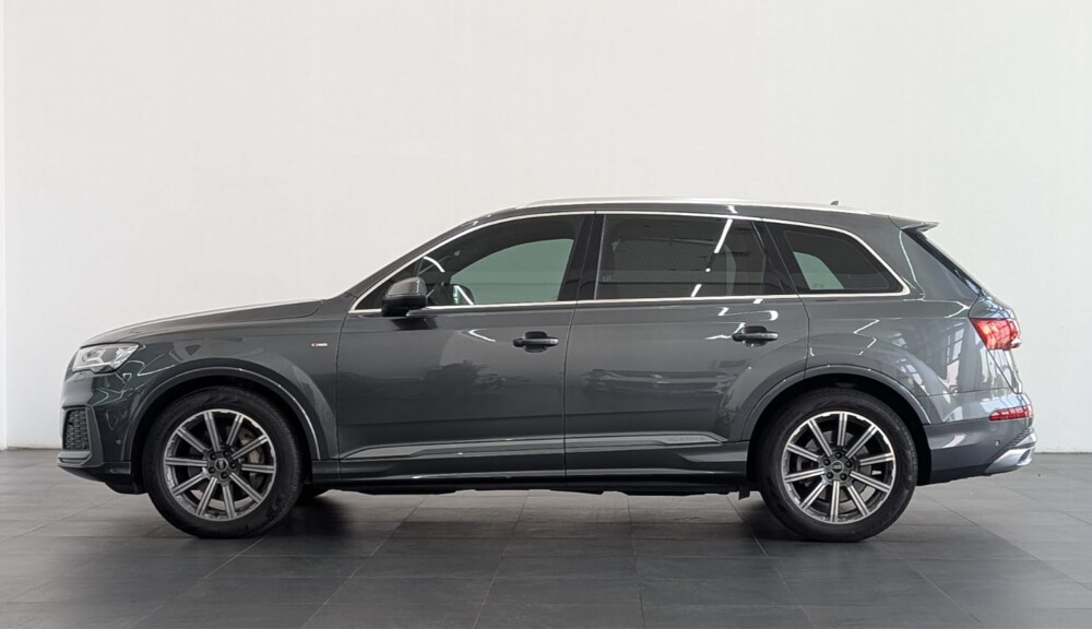 2021 Audi Q7 45TFSi Sline - 5