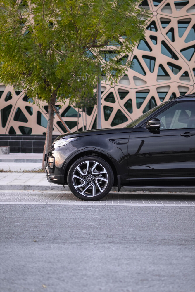 Discovery 7 seater 2017 - 7