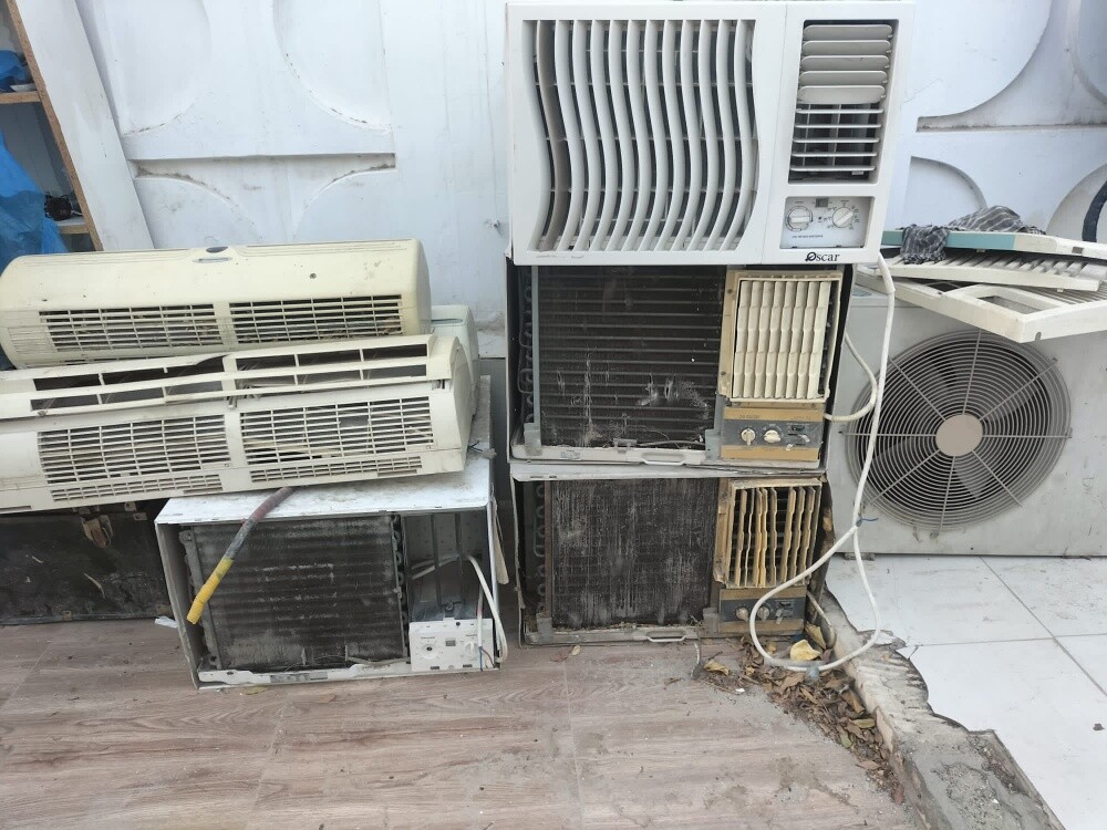 33718297 - 1