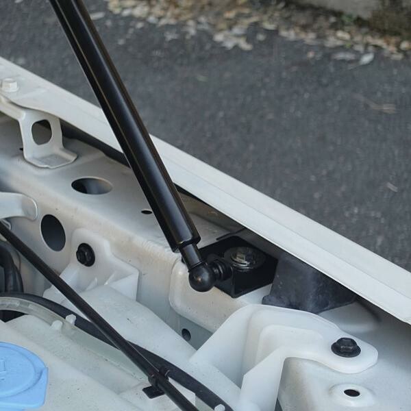 Bonnet/Hood Strut Kit (Jimny 2018+ - 5