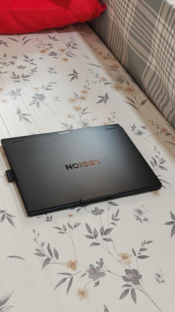 Lenovo Legion 5i, w/ RTX 5070 & i9 - 4