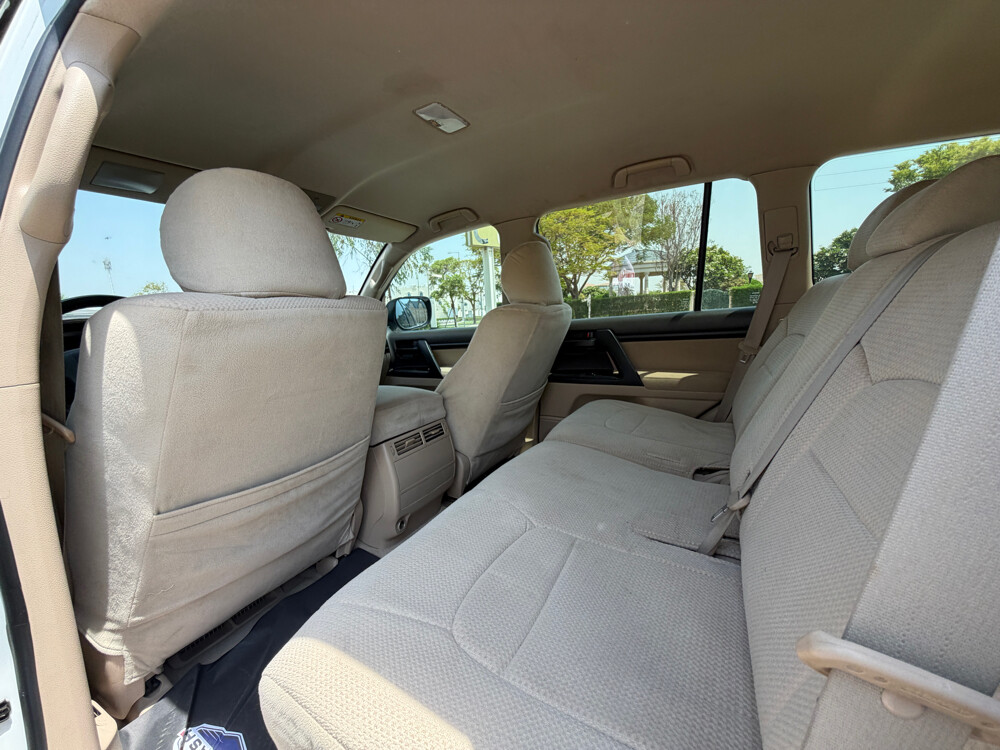 Toyota Land Cruiser G - 14