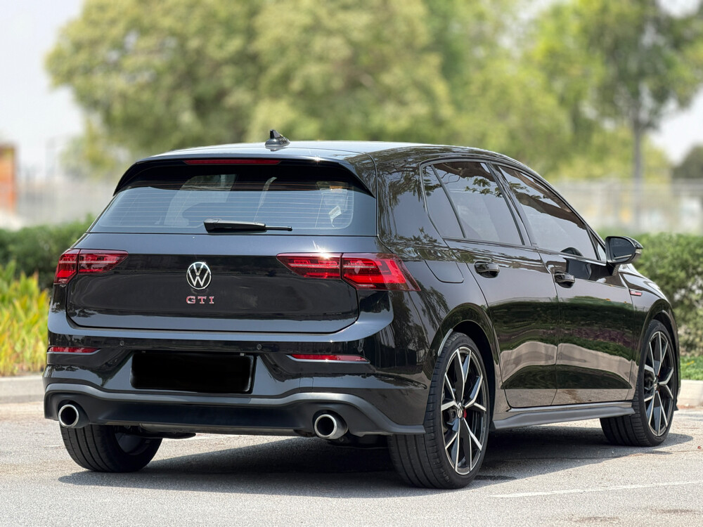 Volkswagen Golf GTI - 3