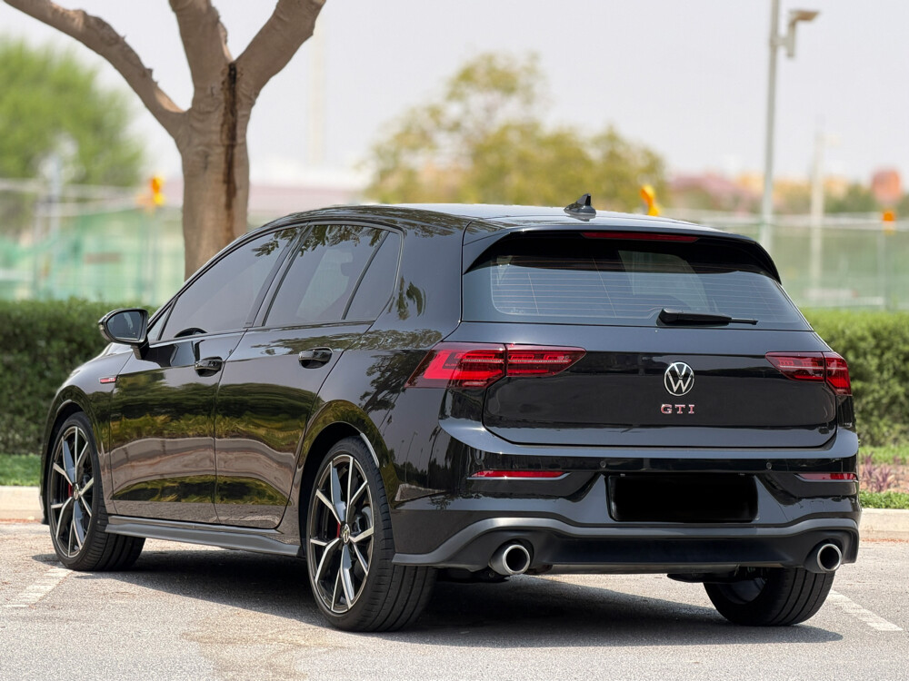 Volkswagen Golf GTI - 6