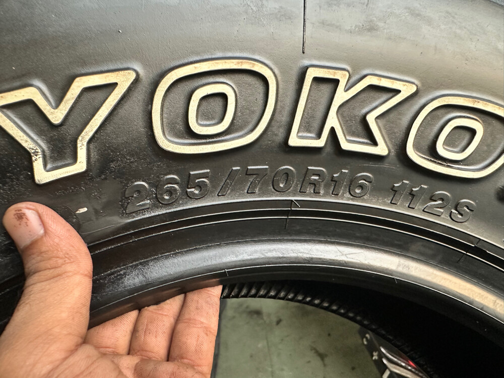 265/70/16 Yokohama  - 6