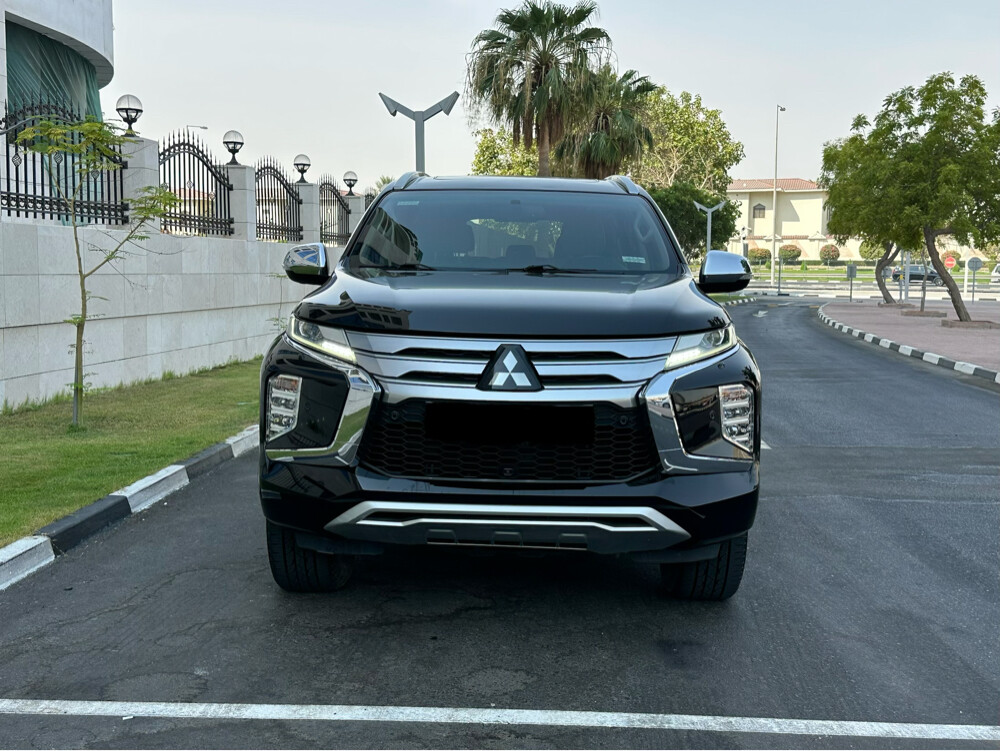 Mitsubishi Montero sport 2020 - 3