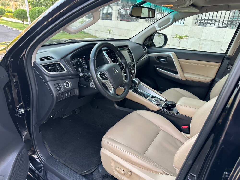 Mitsubishi Montero sport 2020 - 4