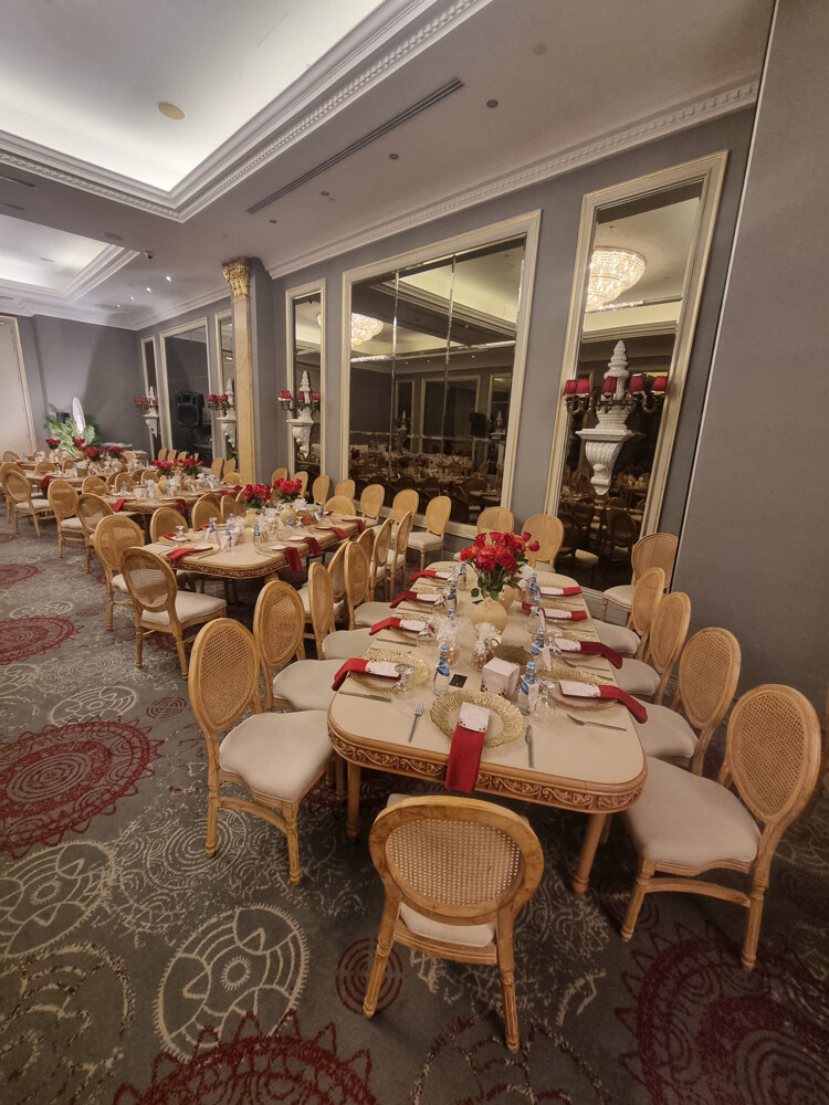طاولات طعام فى اى بى - 3