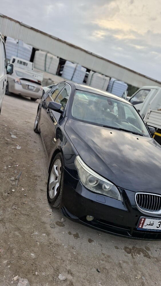 bmw 525i 2007 model like new perfec - 9