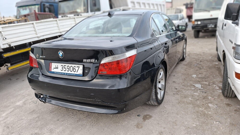 bmw 525i 2007 model like new perfec - 8