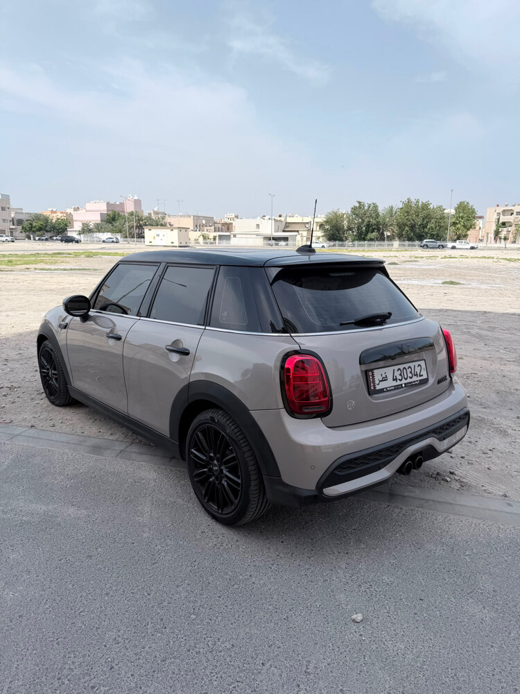 Mini Cooper S 2023 Under Warranty  - 5