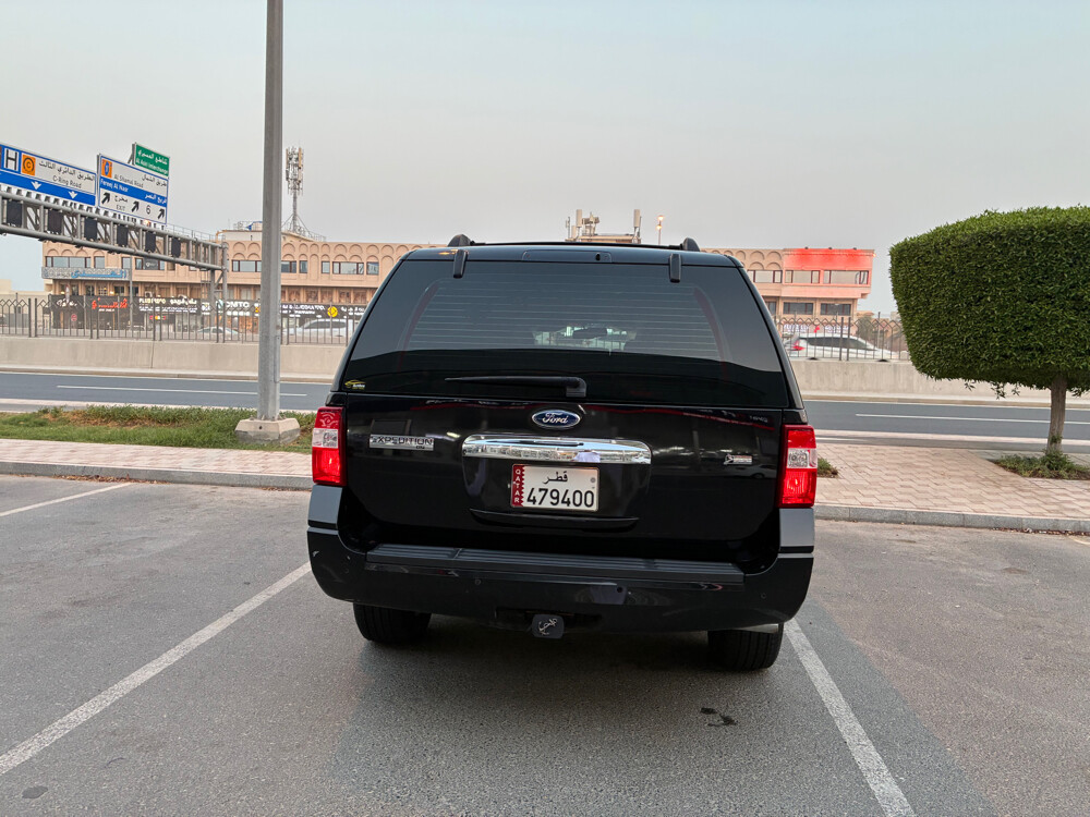 فورد اكسبديشن ٢٠١٢ بحاله جيده - 4